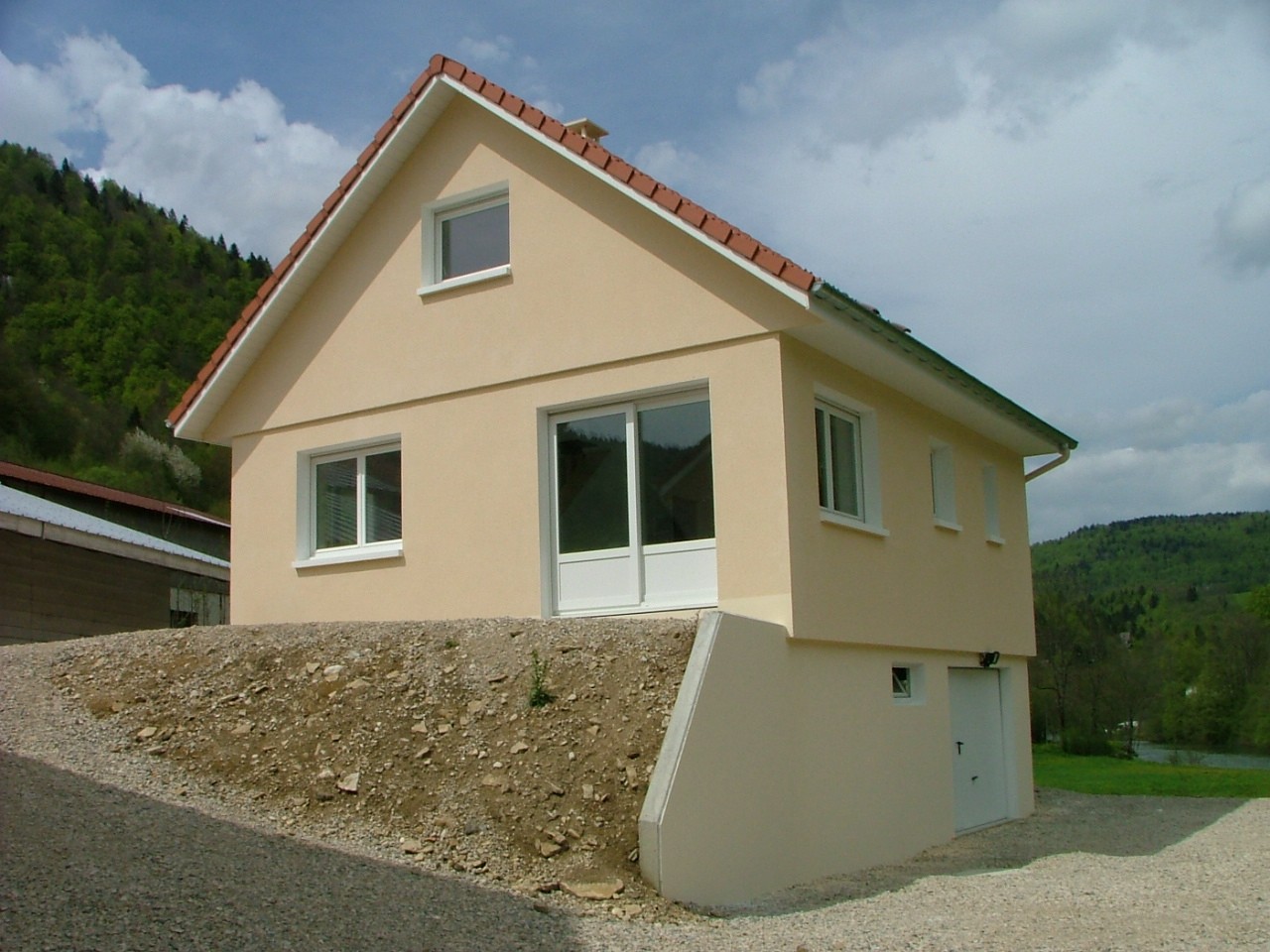 Maison sur soussol — free download
